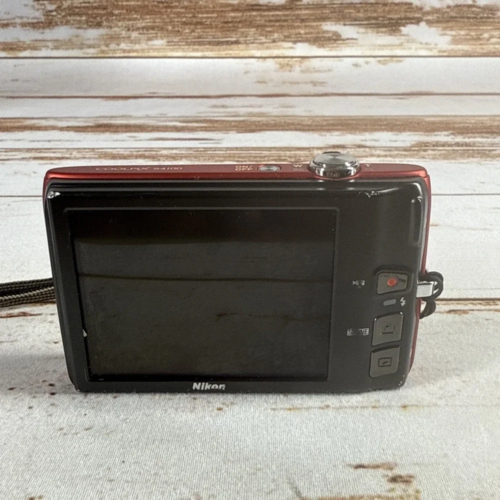 Nikon COOLPIX S4100 Digital Camera For Parts Or Repair Screen Works Lens Error